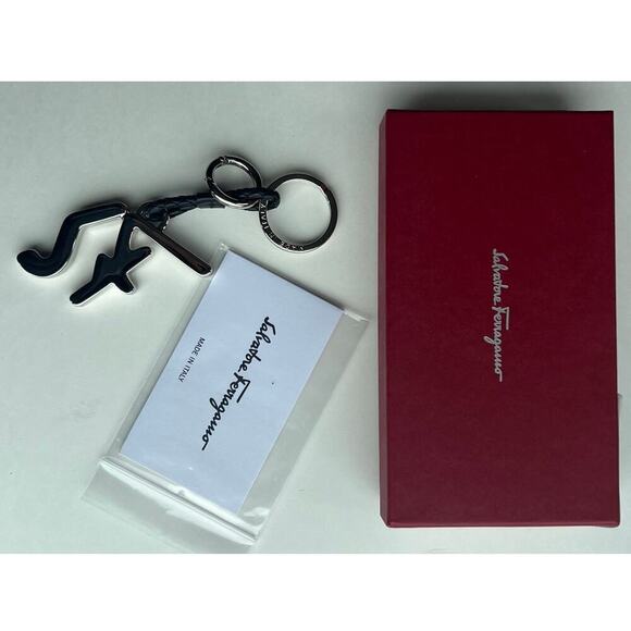 Ferragamo Mens Silver Logo Black Leather Keyring w/ Gift Box - Picture 3 of 7